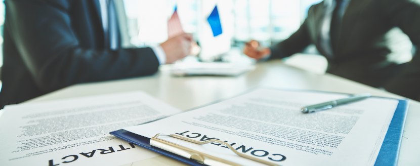 contratos comerciales derecho