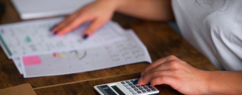 contador calculo impuestos